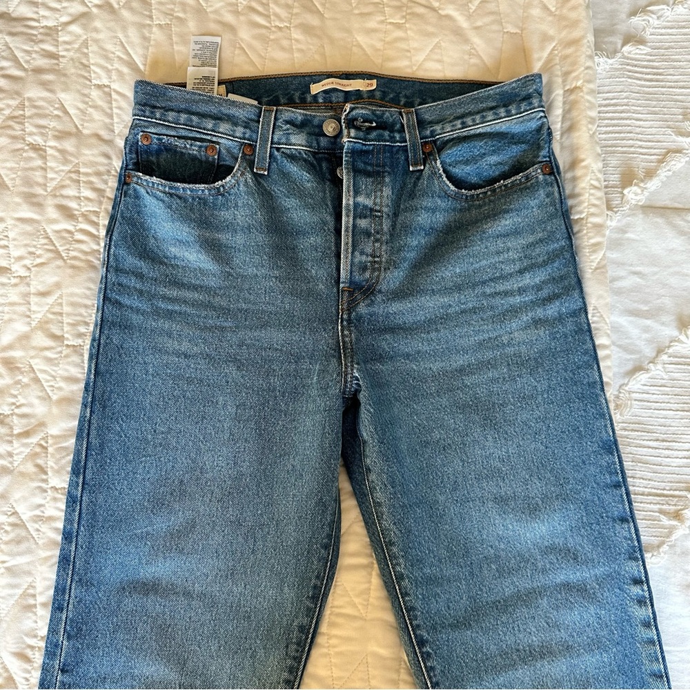 Levi’s Premium Wedgie Straight 29